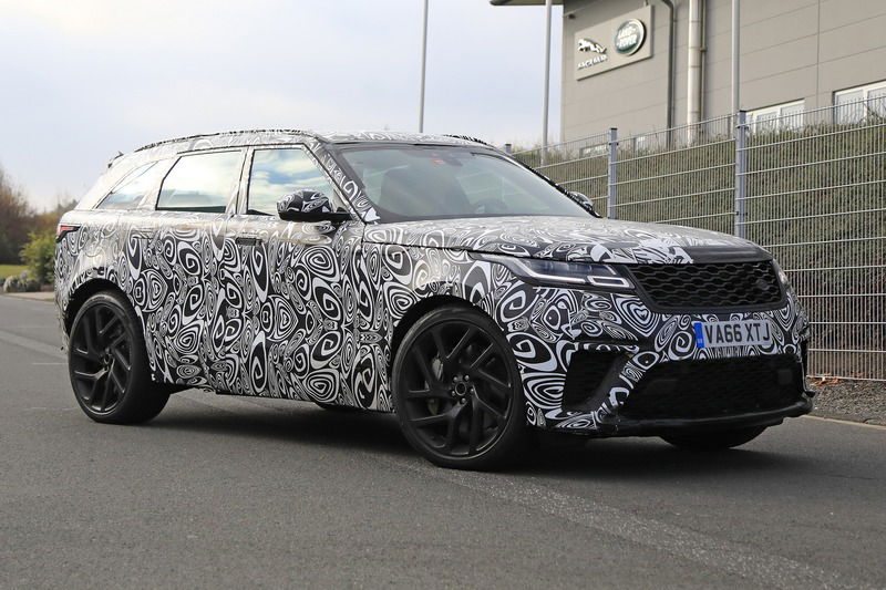 Range Rover Velar, riapparsa la versione SVR con il V8 da 550 CV