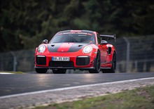 Record al Nurburgring per la Porsche GT2 RS Manthey Racing [Video]