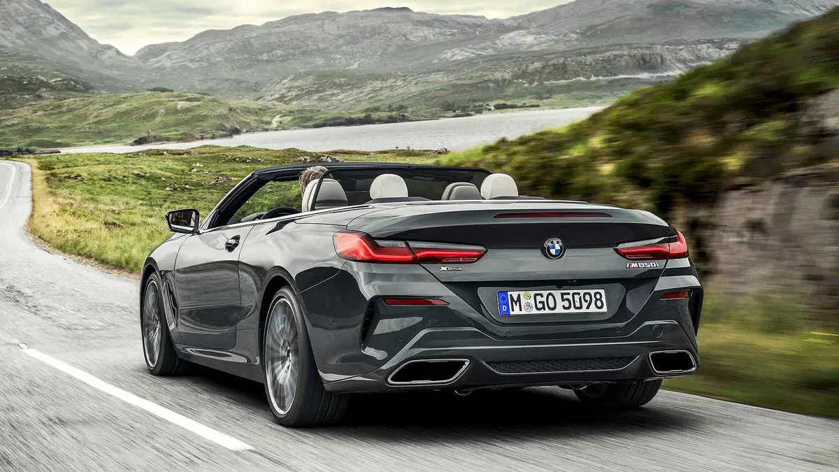 BMW Serie 8 Cabrio, eccola senza veli (3)