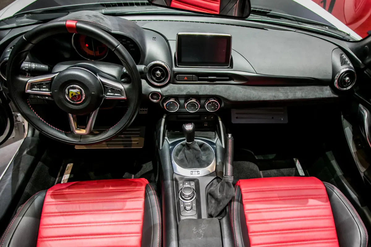 Abarth al Salone di Ginevra 2016 (3)