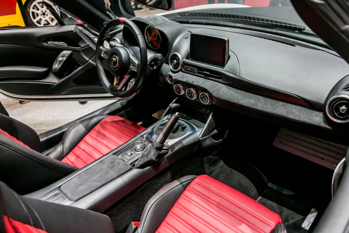 Abarth al Salone di Ginevra 2016 (16)