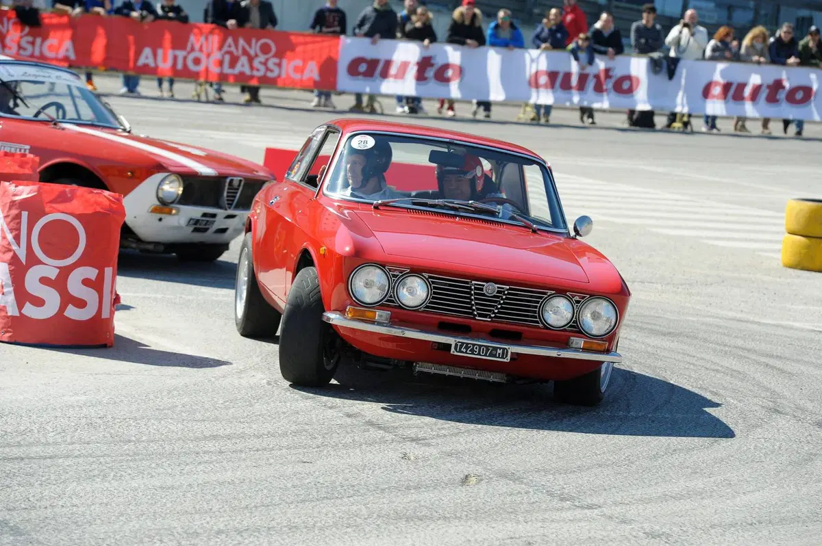 Milano AutoClassica 2016, le auto più belle in mostra [Video] (9)
