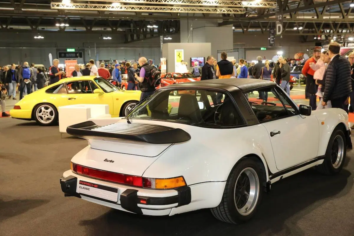 Milano AutoClassica 2016, le auto più belle in mostra [Video] (16)