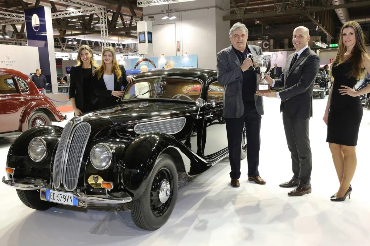 Milano AutoClassica 2016, le auto più belle in mostra [Video] (21)