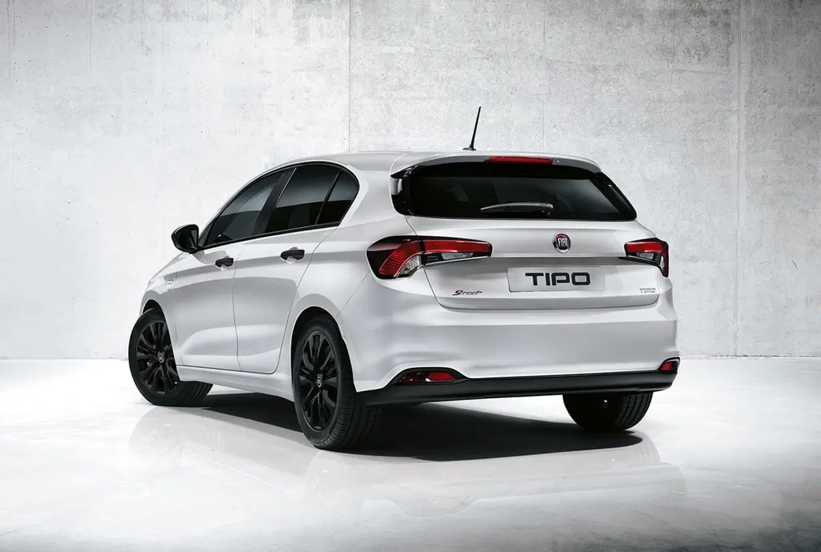 Fiat Tipo: arrivano gli allestimenti Mirror e Street (12)