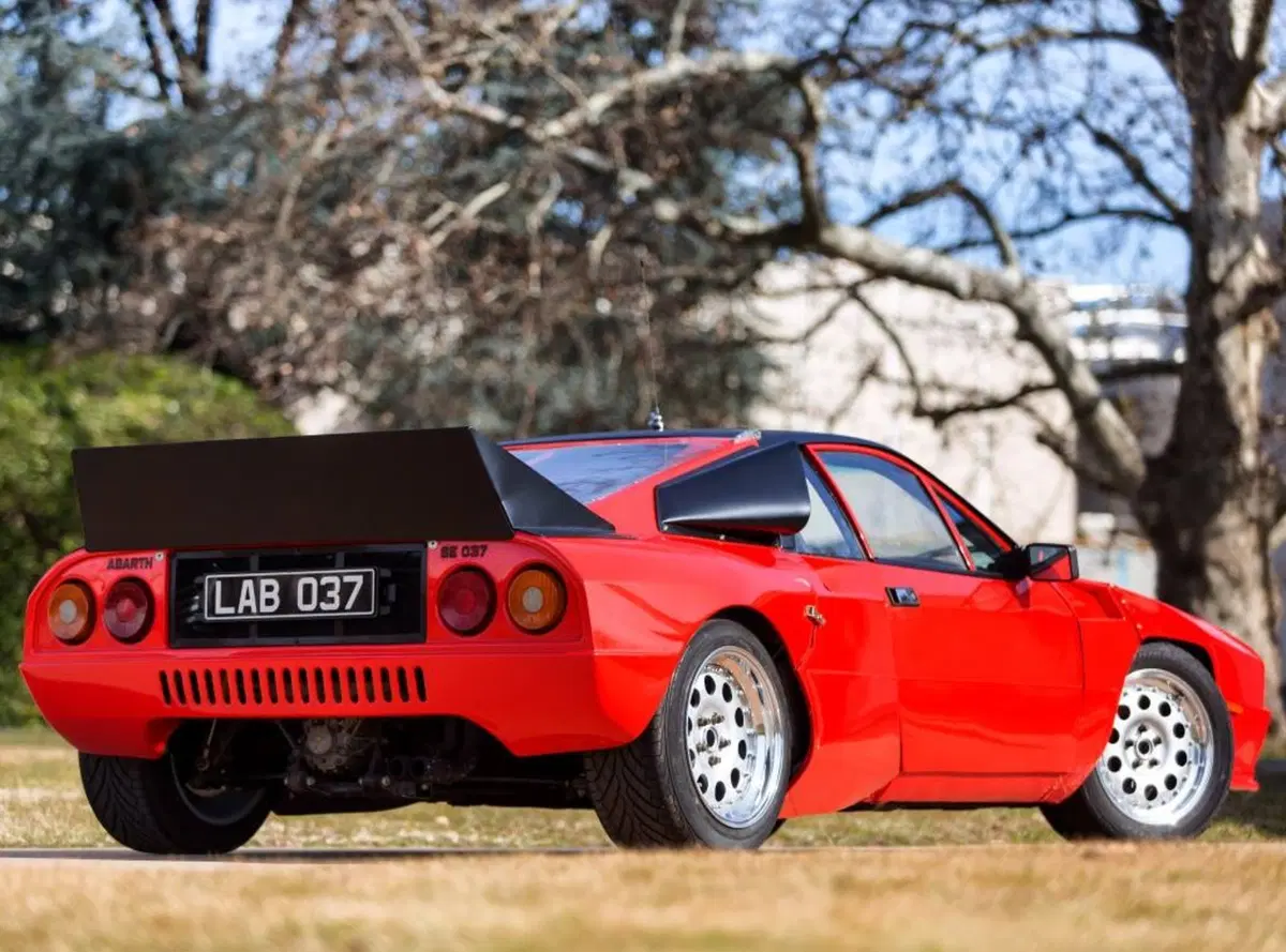 Lancia Abarth SE 037. Il protoripo della supercar da rally (2)
