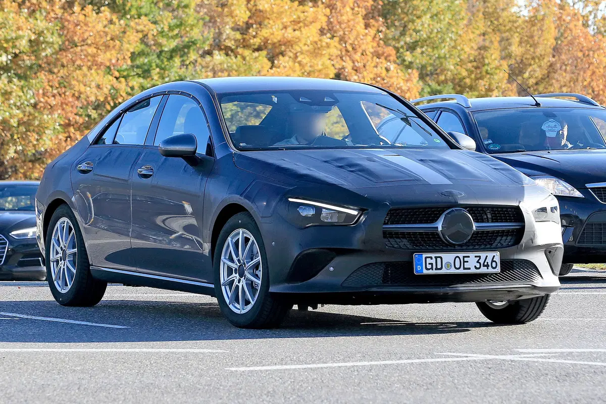 Mercedes CLA 2019, nuove foto spia (3)