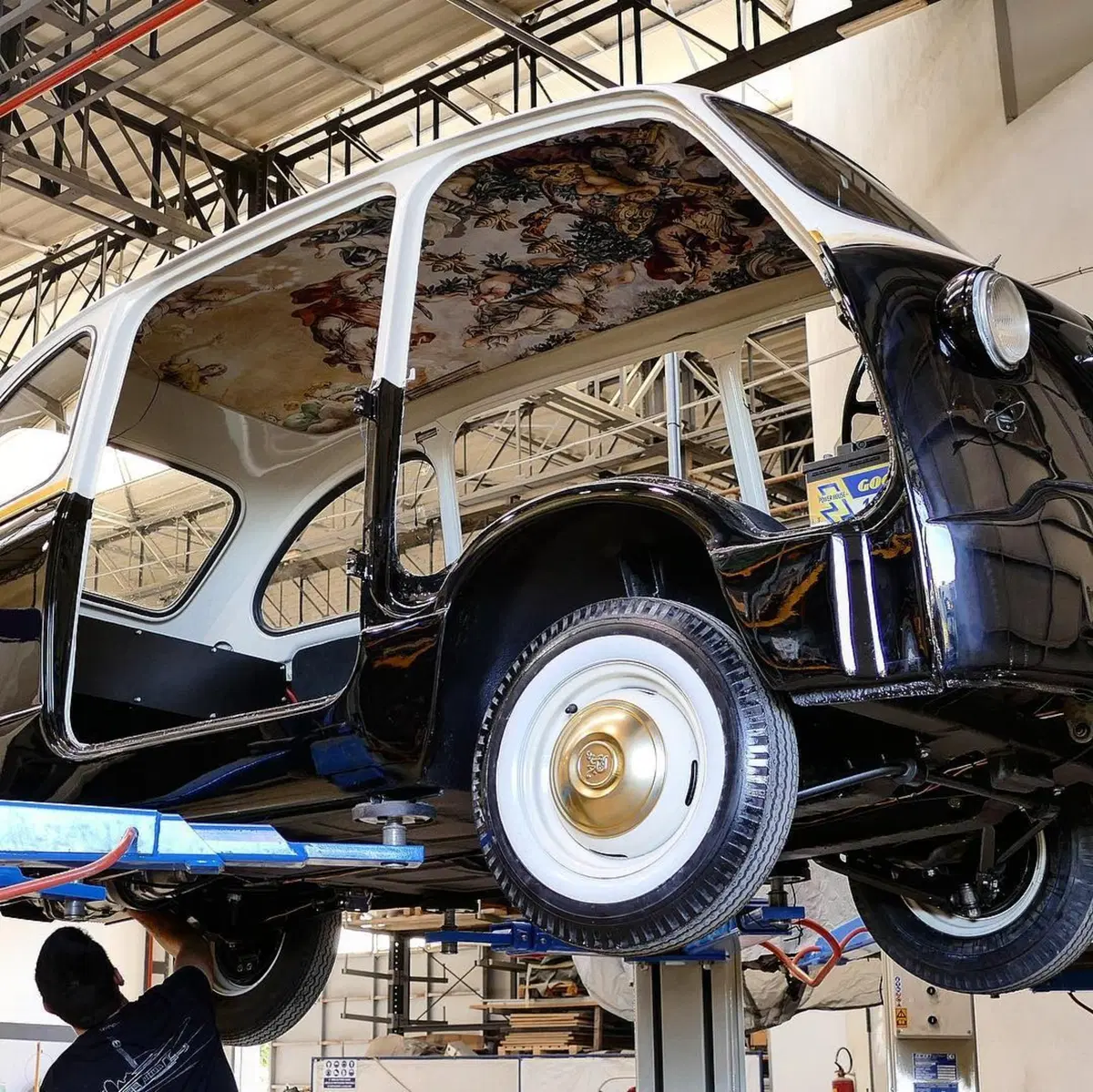 Fiat 600 Multipla by Garage Italia, un affresco sul cielo (3)