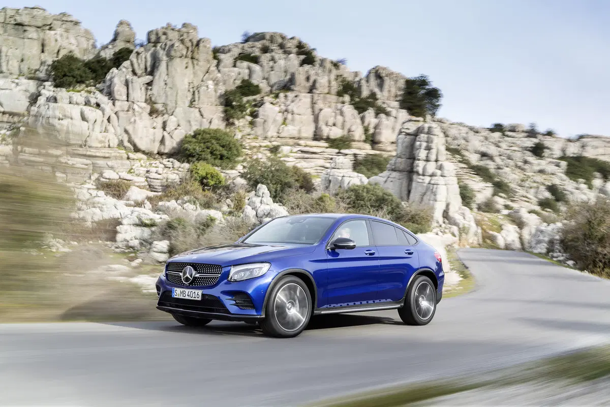 Mercedes GLC Coupé: svelata al Salone di New York 2016 (4)