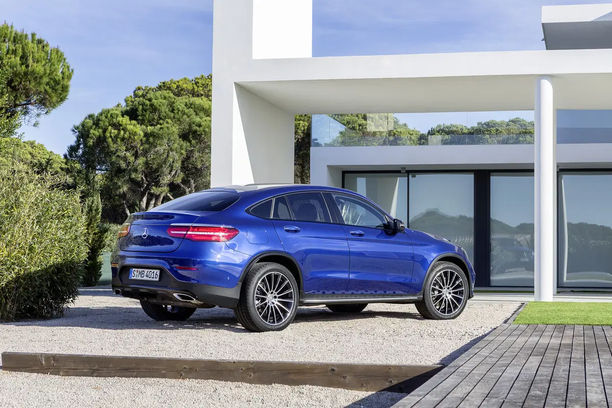 Mercedes GLC Coupé: svelata al Salone di New York 2016 (21)
