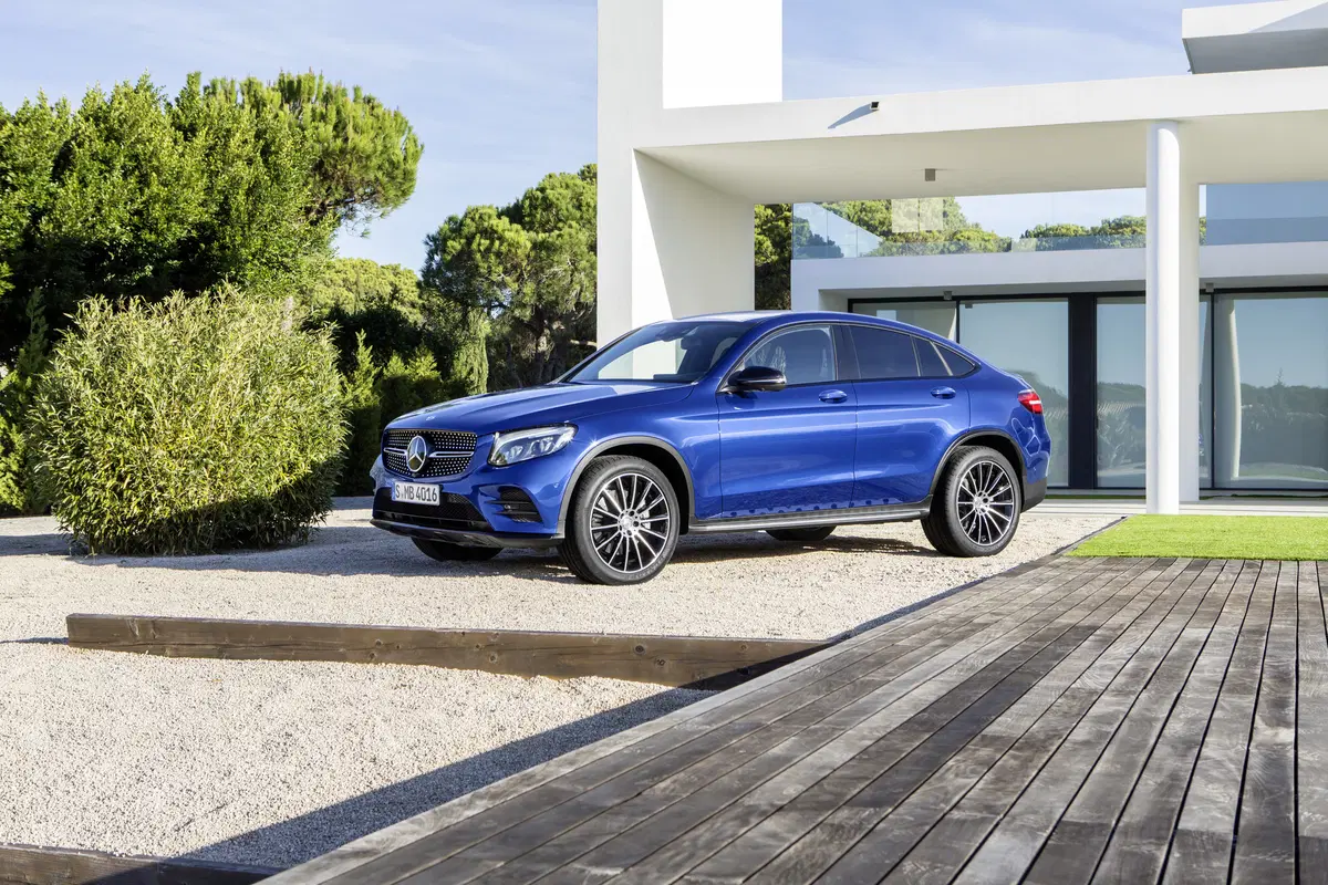 Mercedes GLC Coupé: svelata al Salone di New York 2016 (22)