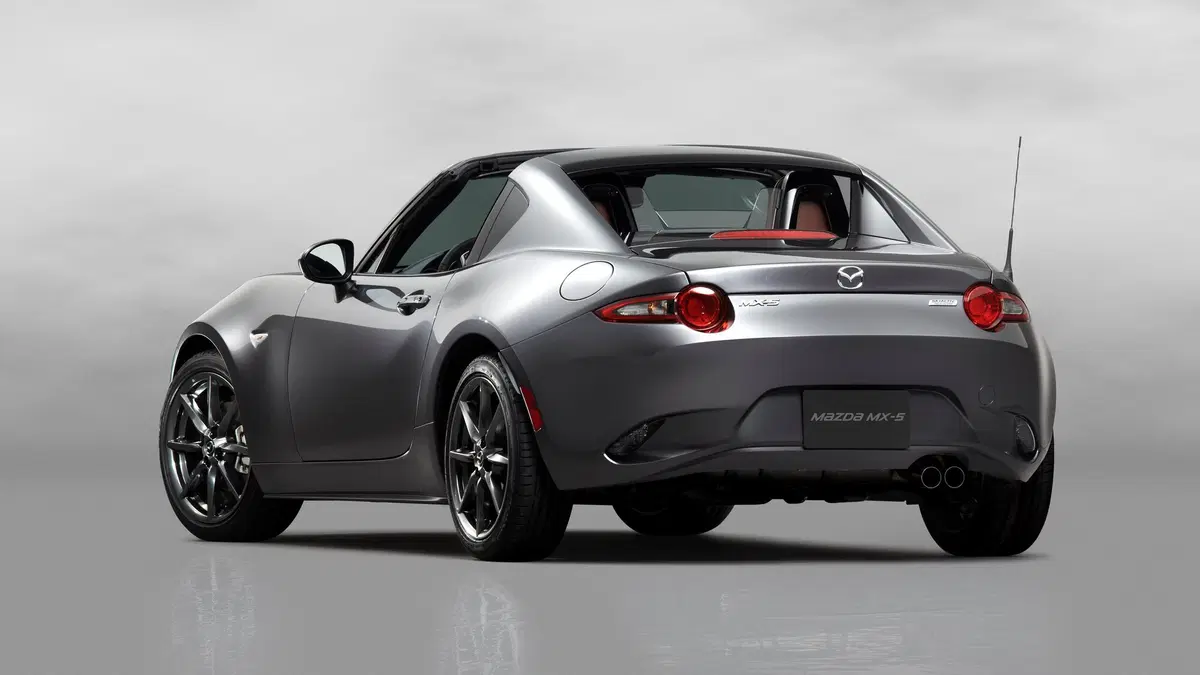 Mazda MX-5 RF, ecco la “retractable fastback” (7)