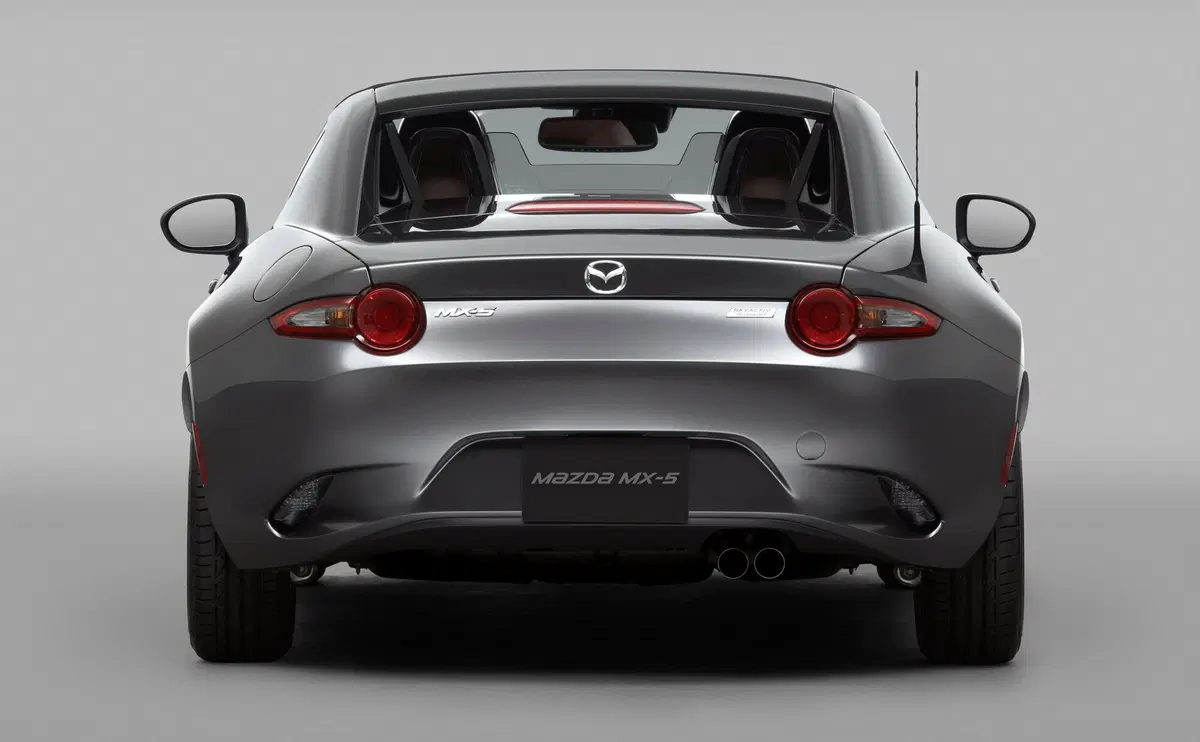 Mazda MX-5 RF, ecco la “retractable fastback” (9)