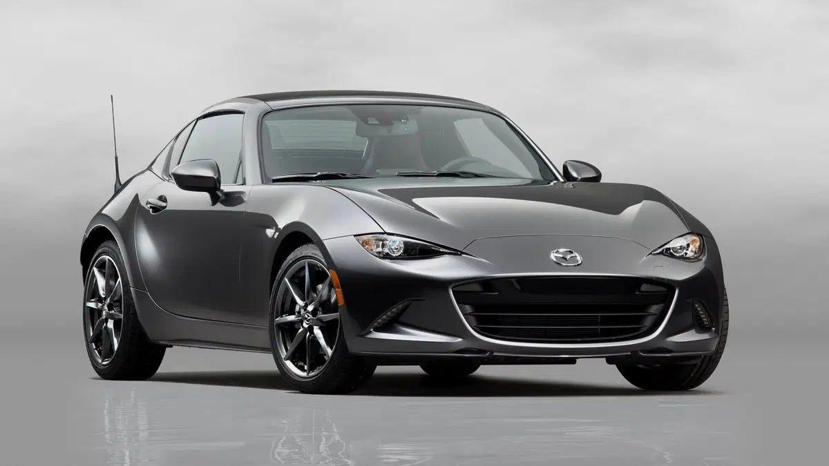Mazda MX-5 RF, ecco la “retractable fastback”