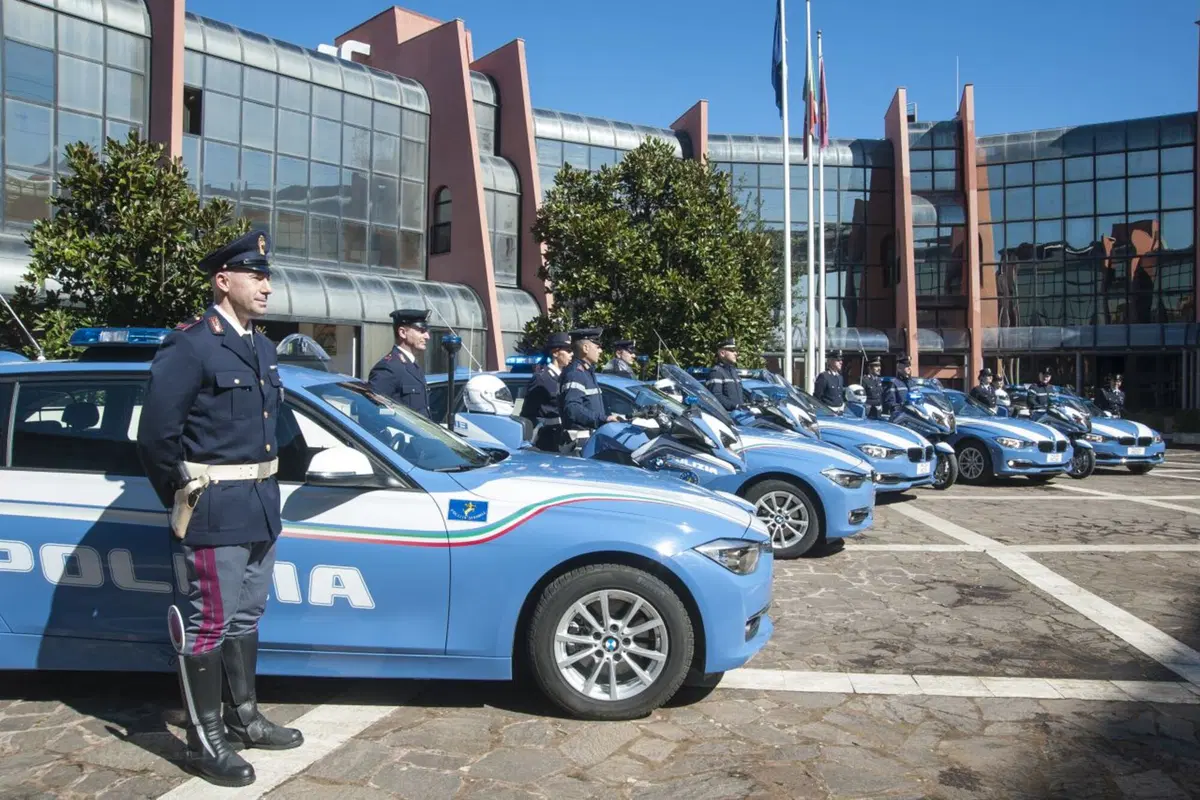 BMW: nuova flotta per la Polizia Stradale (3)