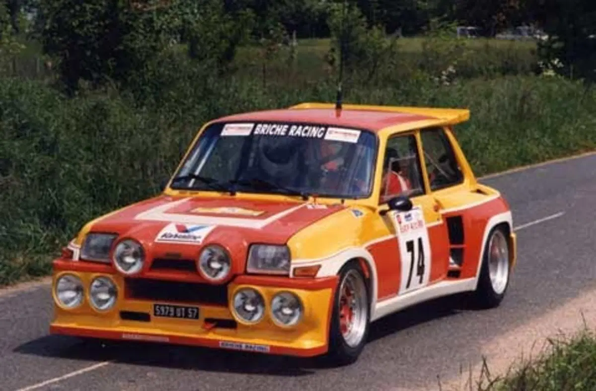 Renault 5 Maxi Turbo, la cicciona del Gruppo B  (3)