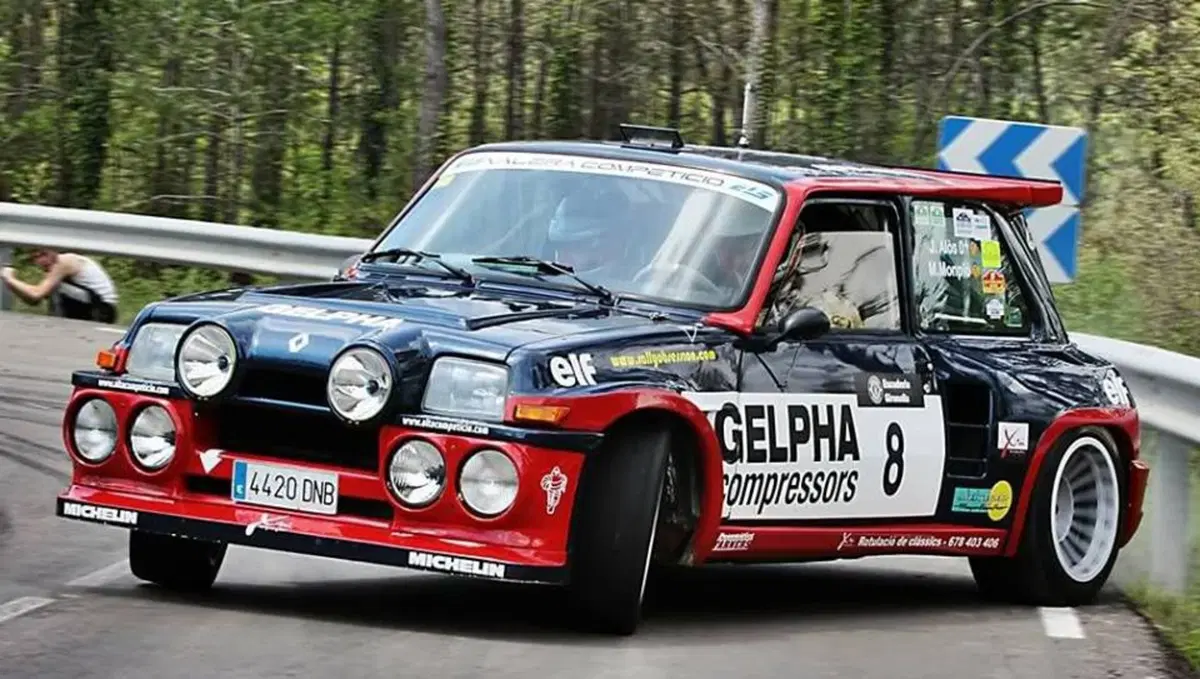 Renault 5 Maxi Turbo, la cicciona del Gruppo B  (11)