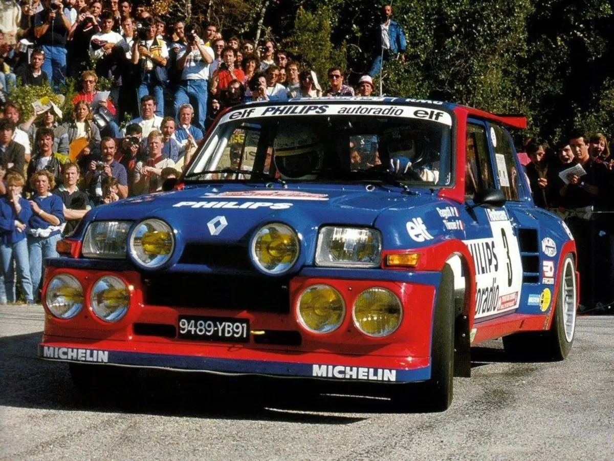 Renault 5 Maxi Turbo, la cicciona del Gruppo B  (18)
