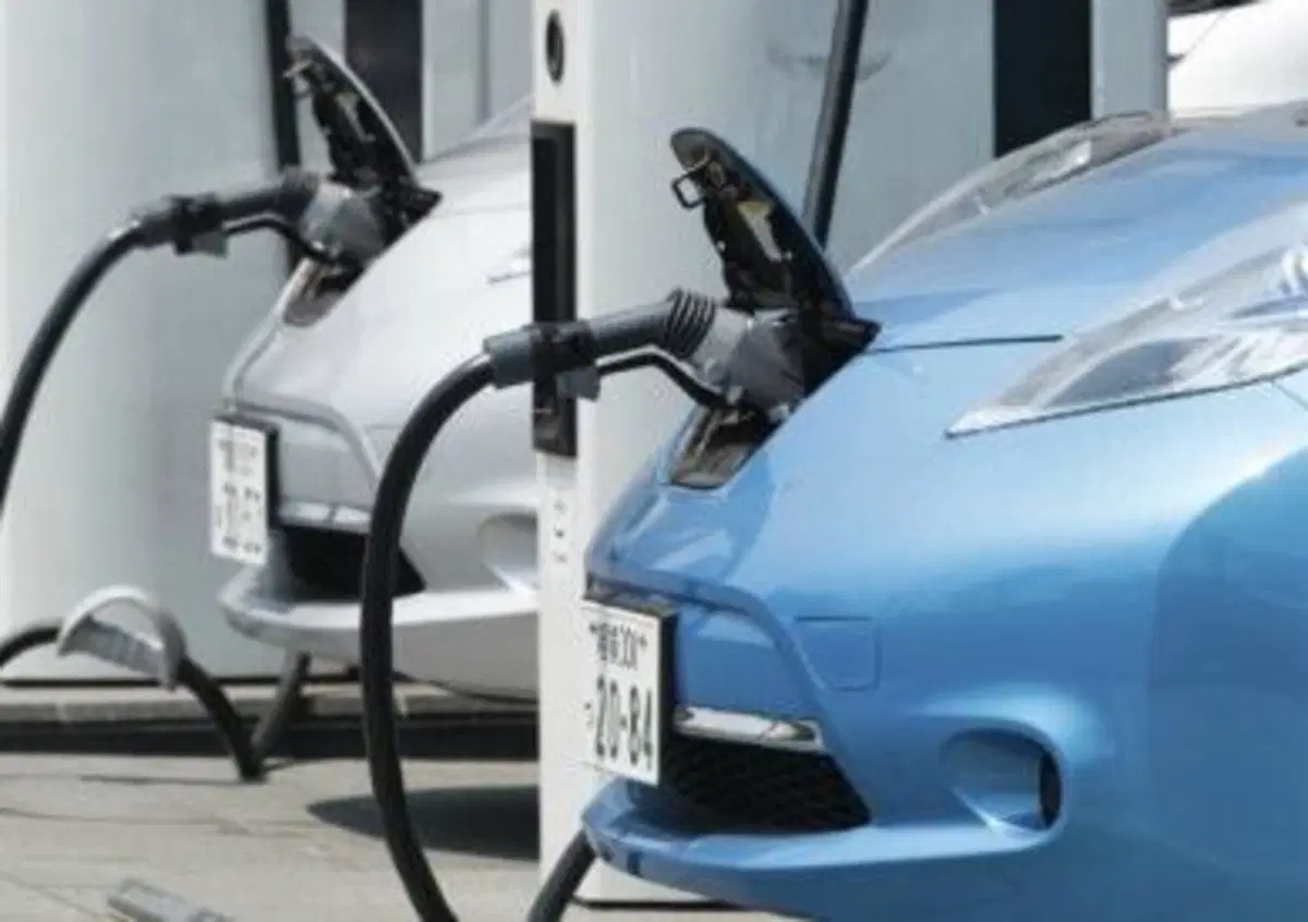 CNR, "il diesel inquina meno dell'elettrico"