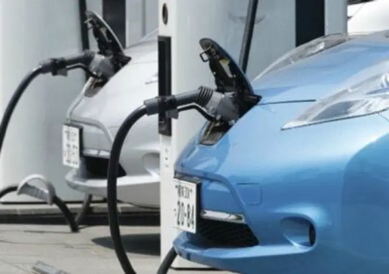 CNR, "il diesel inquina meno dell'elettrico"