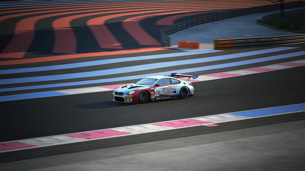 Ecco la BMW M6 GT3 sul circuito di Paul Ricard