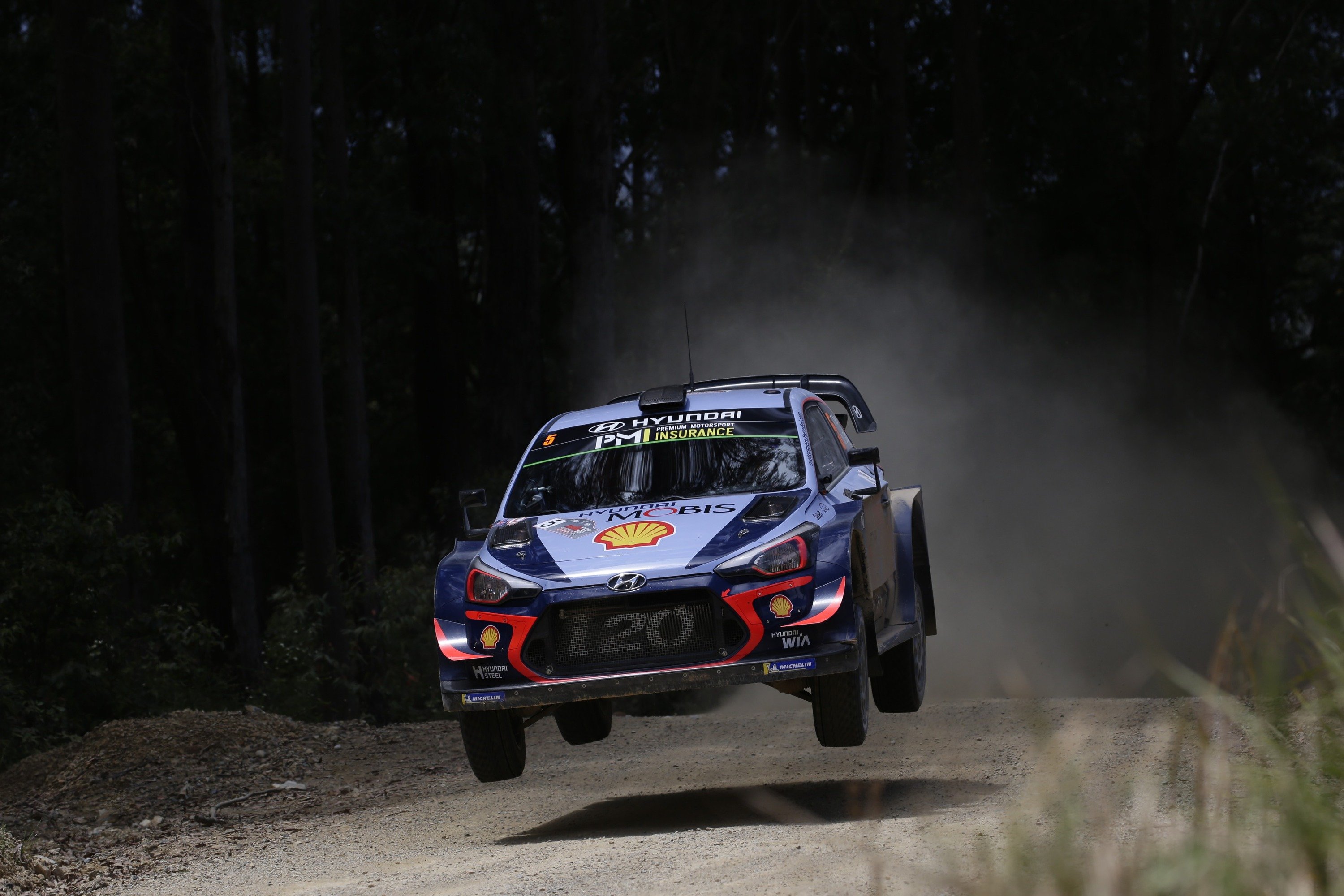 WRC18 Australia. Ogier-Neuville. Il primo round della sfida finale finisce con un colpo di scena