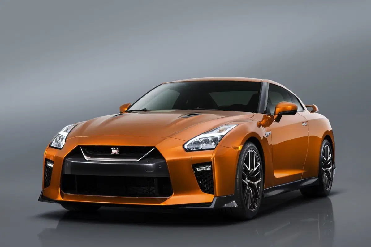 Nissan GT-R restyling 2016, il mito si rinnova (19)