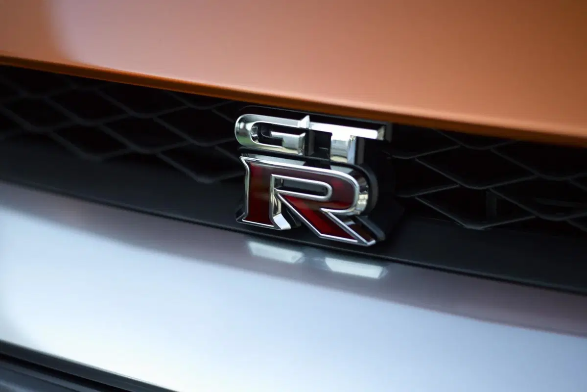 Nissan GT-R restyling 2016, il mito si rinnova (18)
