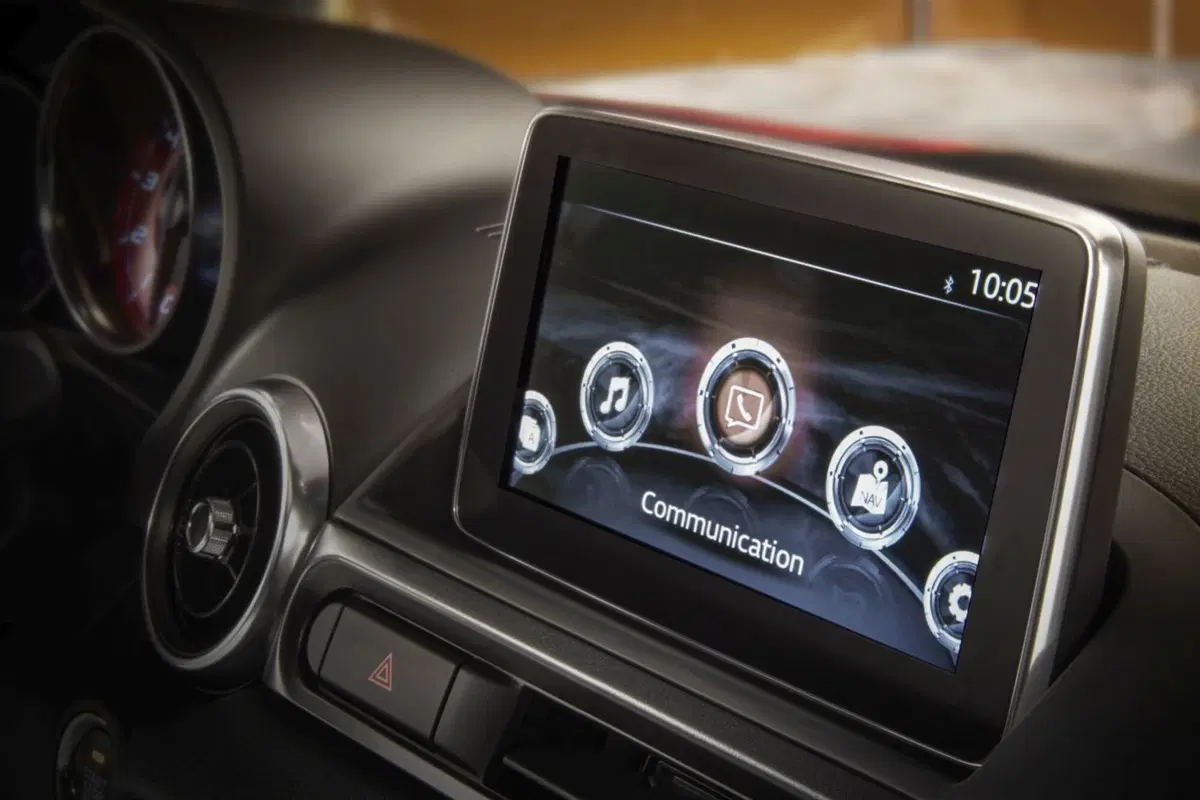 Fiat 124 Spider Elaborazione Abarth, lo Scorpione va negli USA (6)