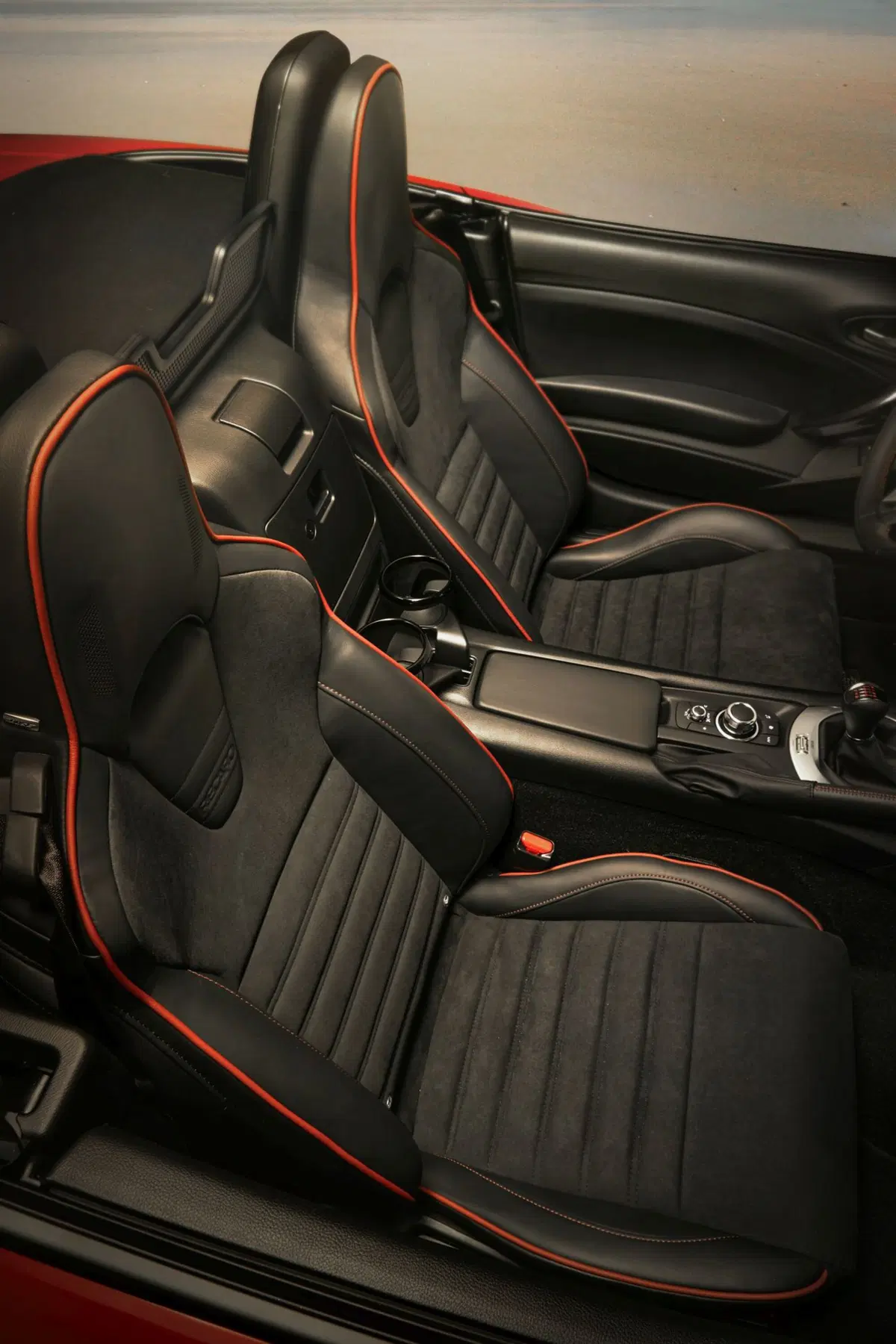 Fiat 124 Spider Elaborazione Abarth, lo Scorpione va negli USA (10)