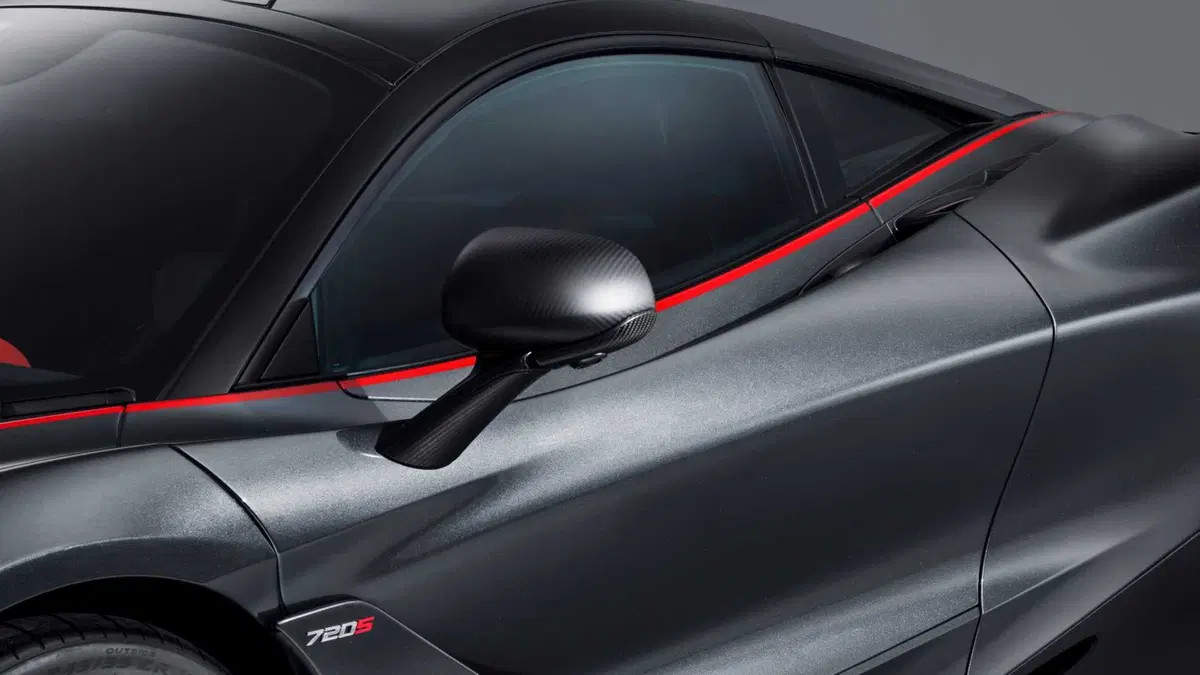 McLaren 720S Stealth, la supercar ispirata alla F1 GTR  (3)