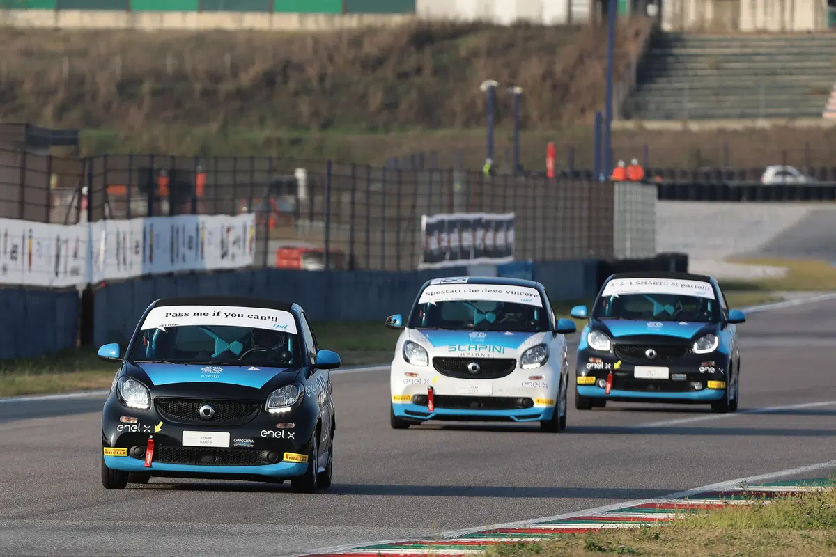 Smart EQ fortwo e-cup 2018: il campione è Fulvio Ferri (12)