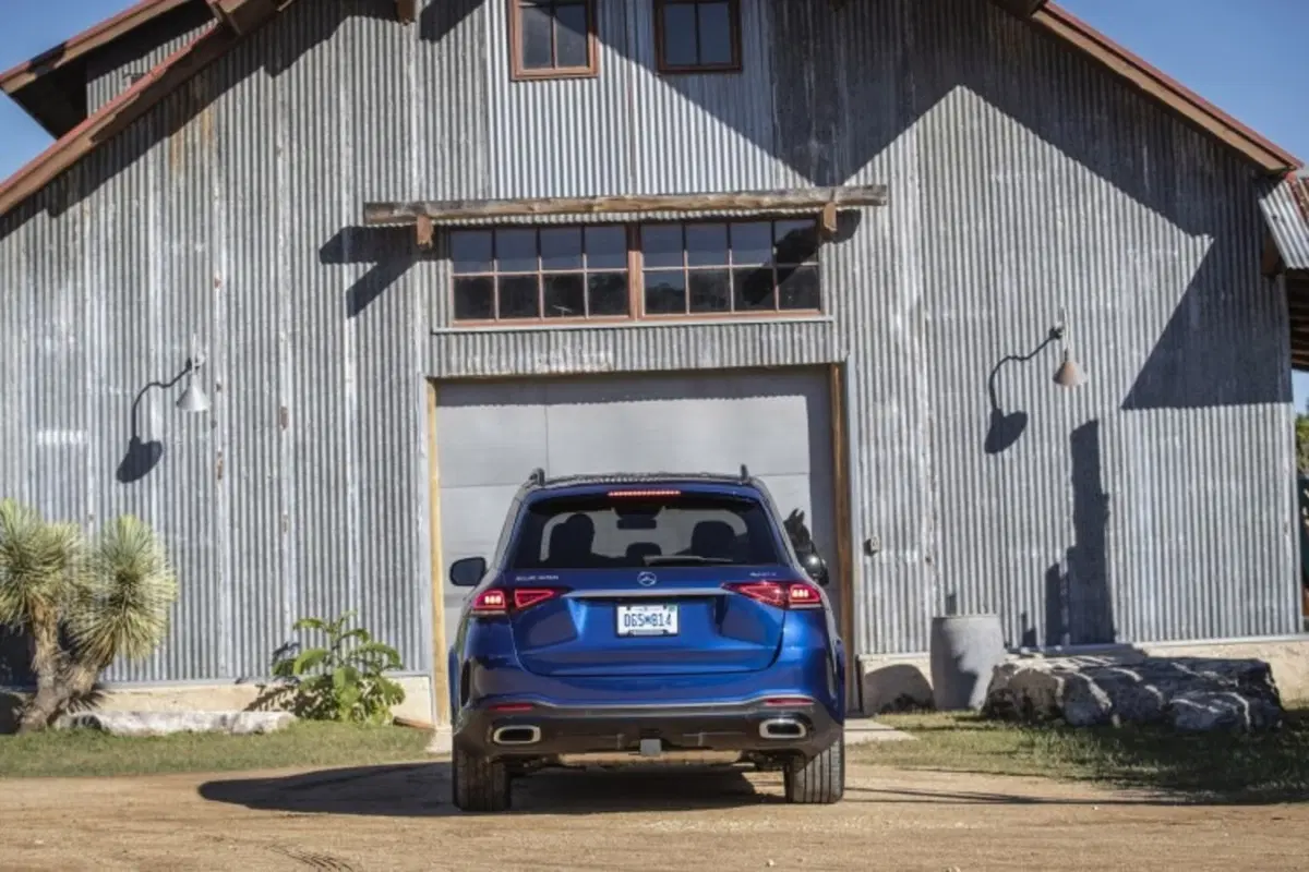 Mercedes GLE 2019. Sospensioni intelligenti e guida quasi autonoma  (2)