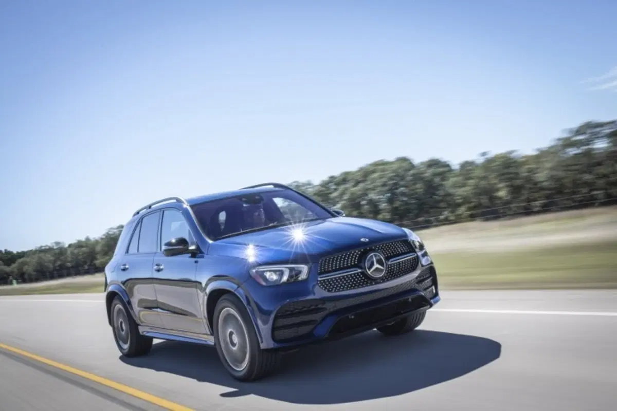 Mercedes GLE 2019. Sospensioni intelligenti e guida quasi autonoma  (10)