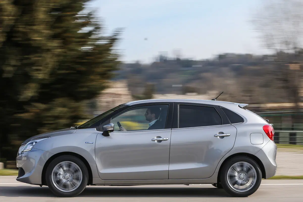 Suzuki Baleno [Video] (5)