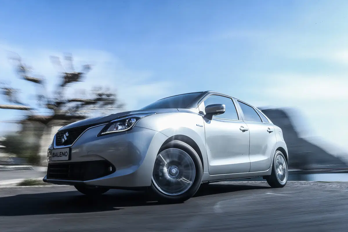 Suzuki Baleno [Video] (10)