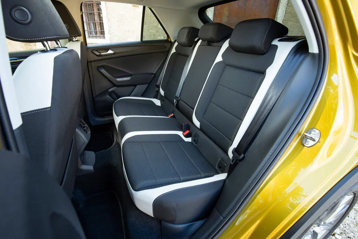 Volkswagen T-Roc 1.6 L TDI 115 CV. Diesel per tutti [Video] (19)