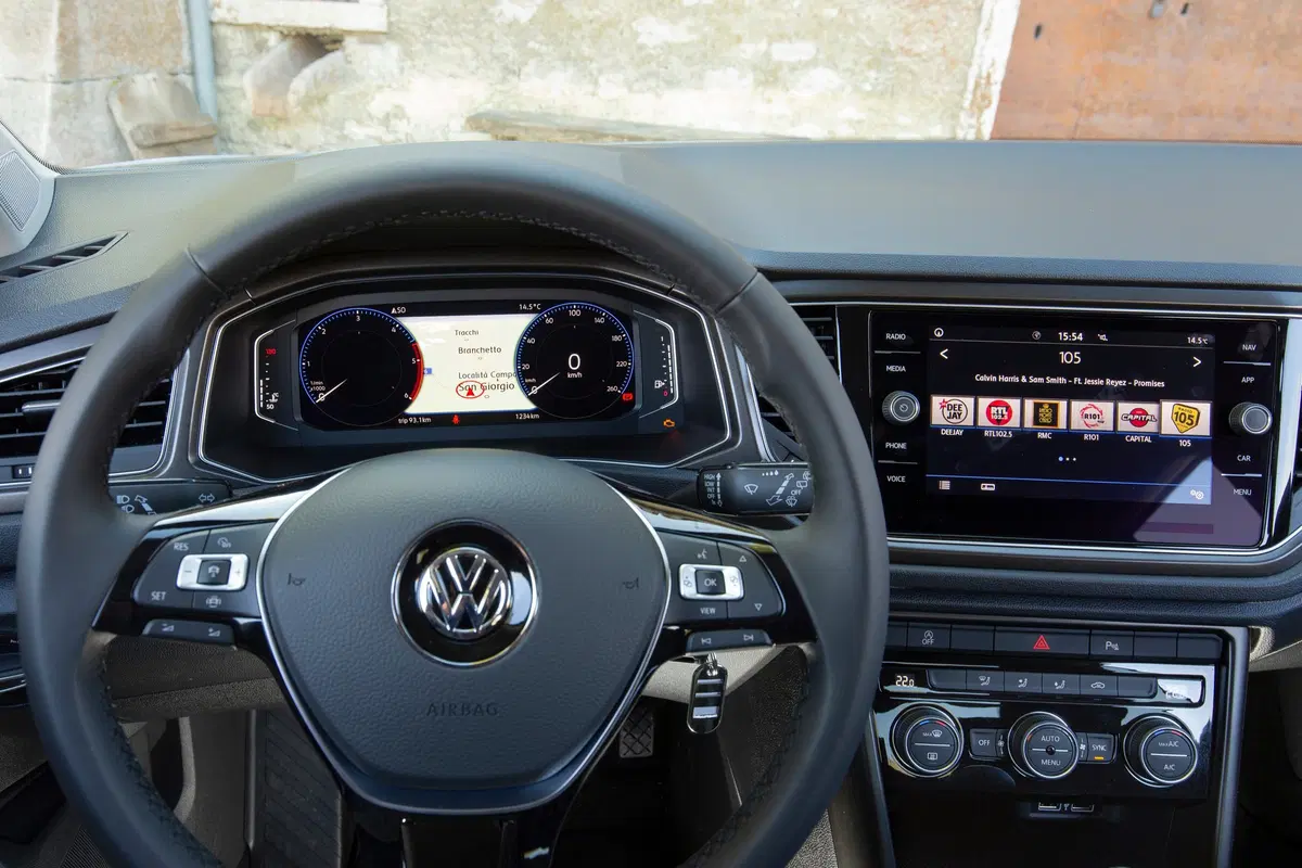 Volkswagen T-Roc 1.6 L TDI 115 CV. Diesel per tutti [Video] (27)