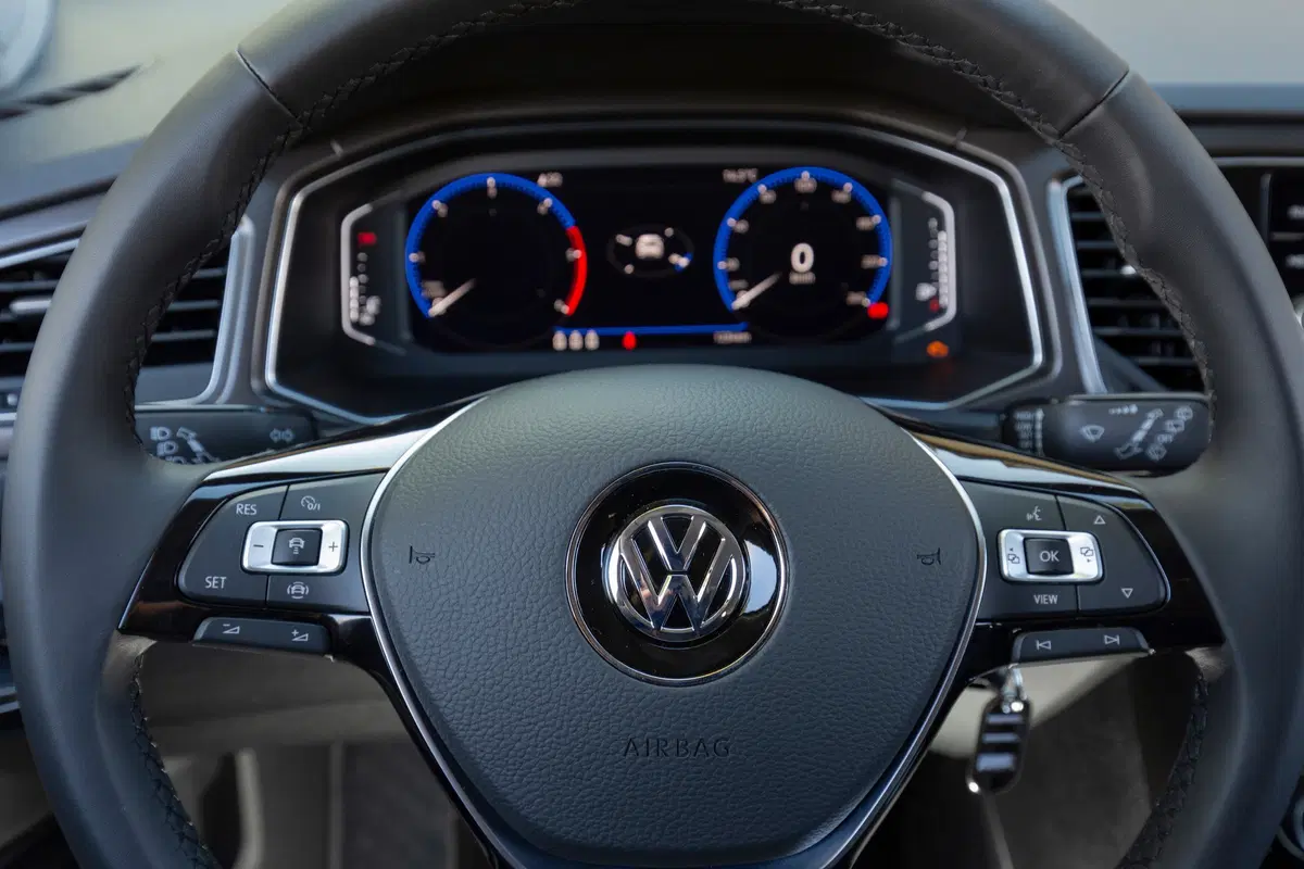 Volkswagen T-Roc 1.6 L TDI 115 CV. Diesel per tutti [Video] (30)