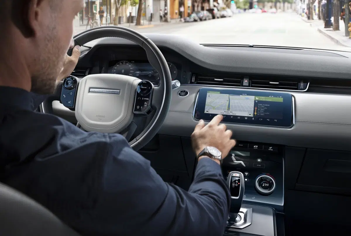 Nuova Range Rover Evoque 2019: eccola [video – foto] (2)