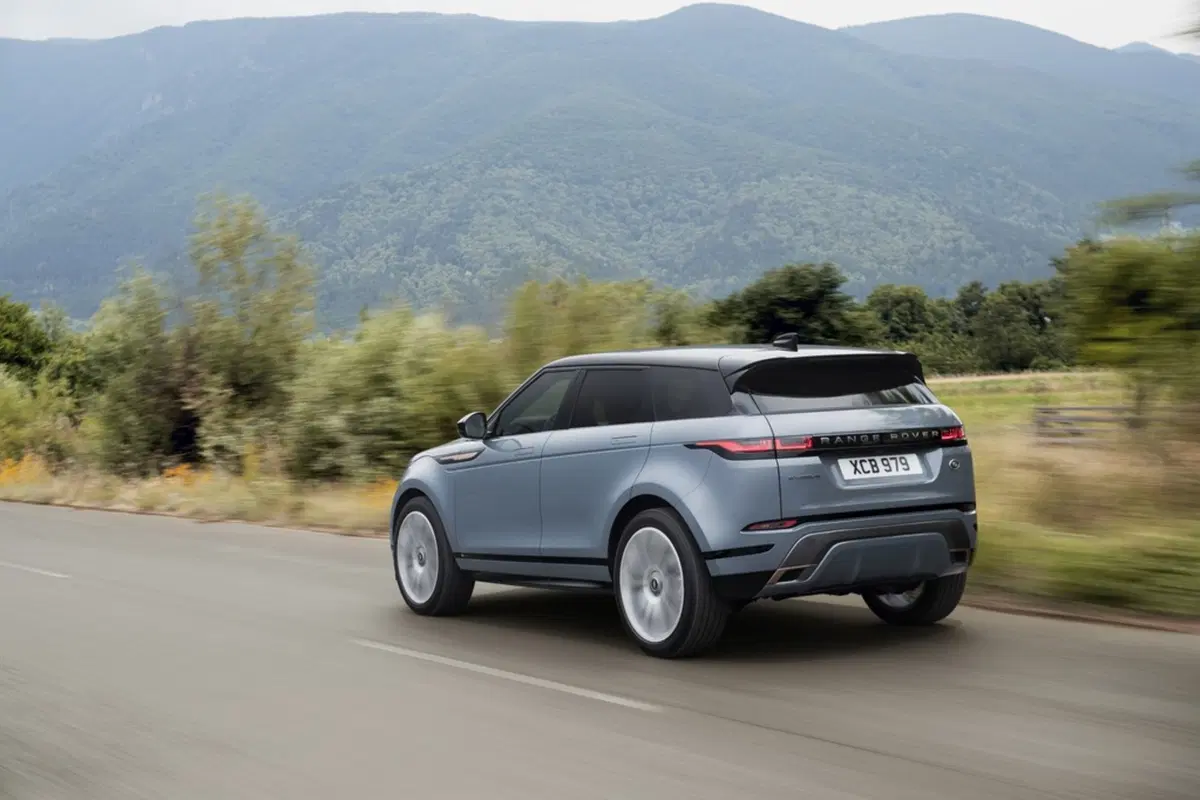 Nuova Range Rover Evoque 2019: eccola [video – foto] (6)