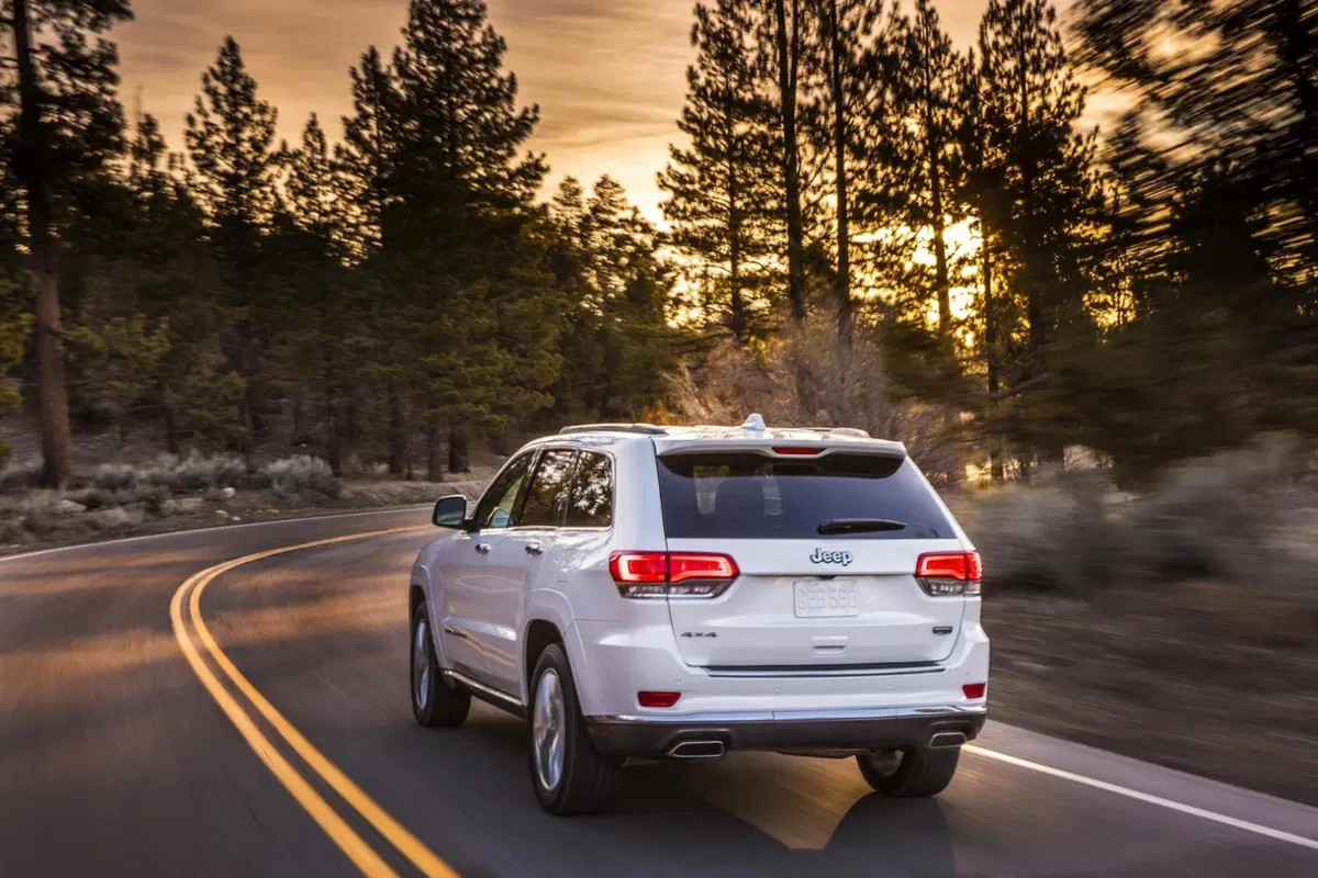 Jeep Grand Cherokee Trailhawk e Summit: eccole al Salone di New York (12)