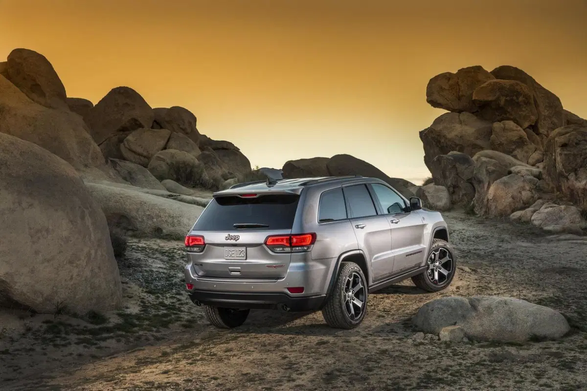 Jeep Grand Cherokee Trailhawk e Summit: eccole al Salone di New York (8)