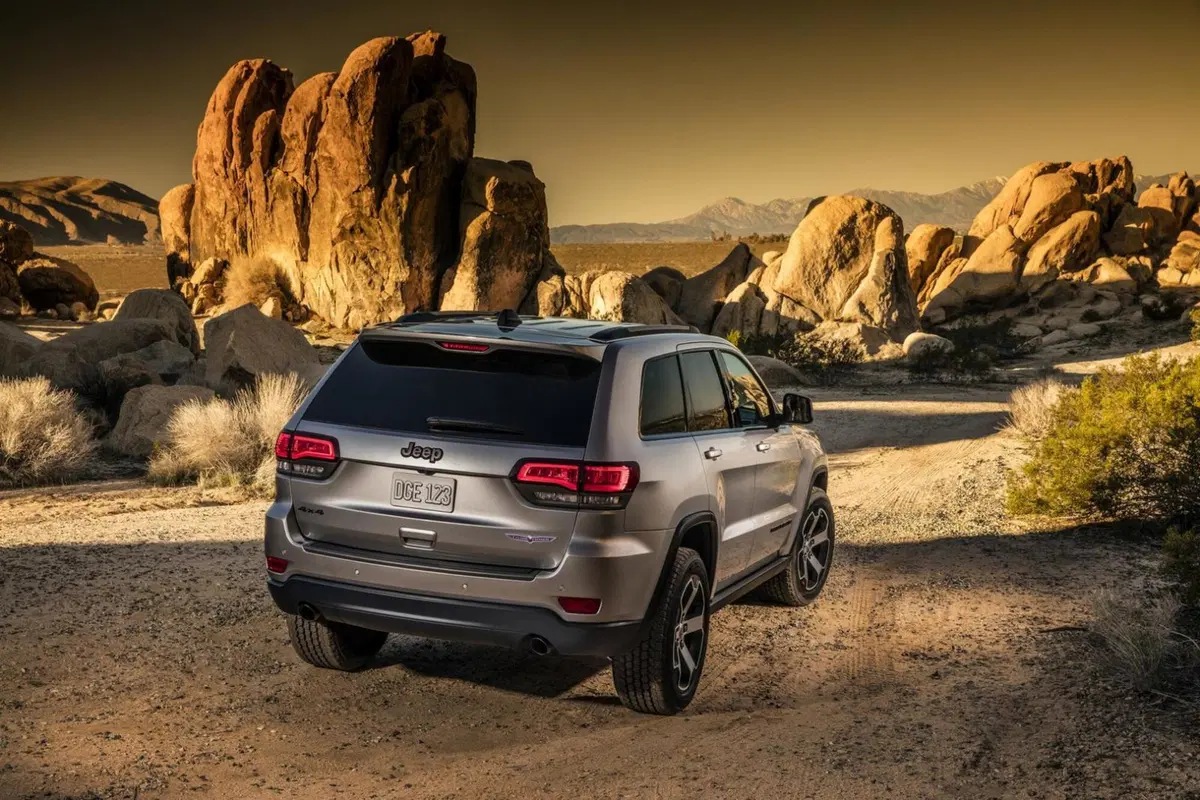 Jeep Grand Cherokee Trailhawk e Summit: eccole al Salone di New York (9)