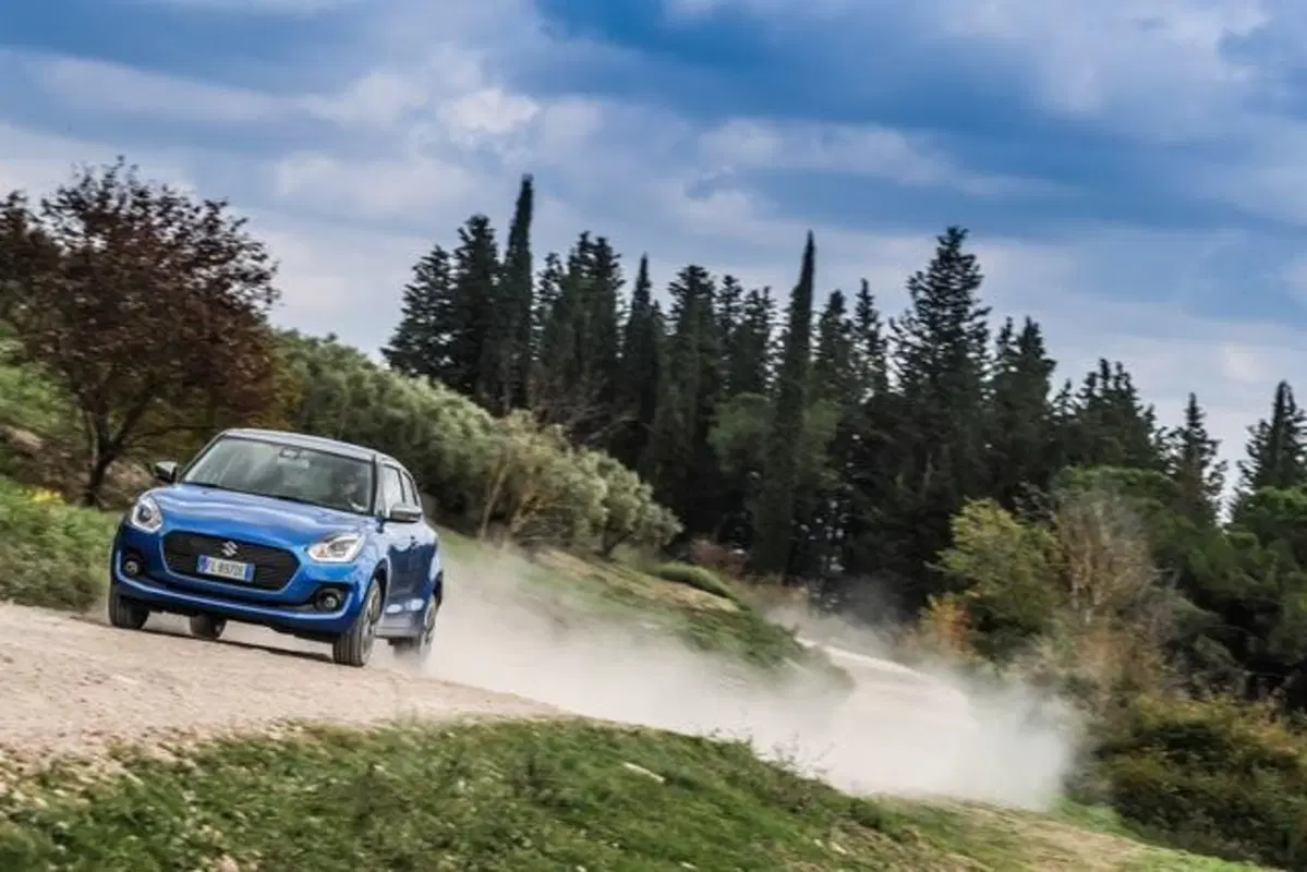 Suzuki Swift 1.2 Hybrid Top: i vantaggi di un ibrido semplice [video] (10)