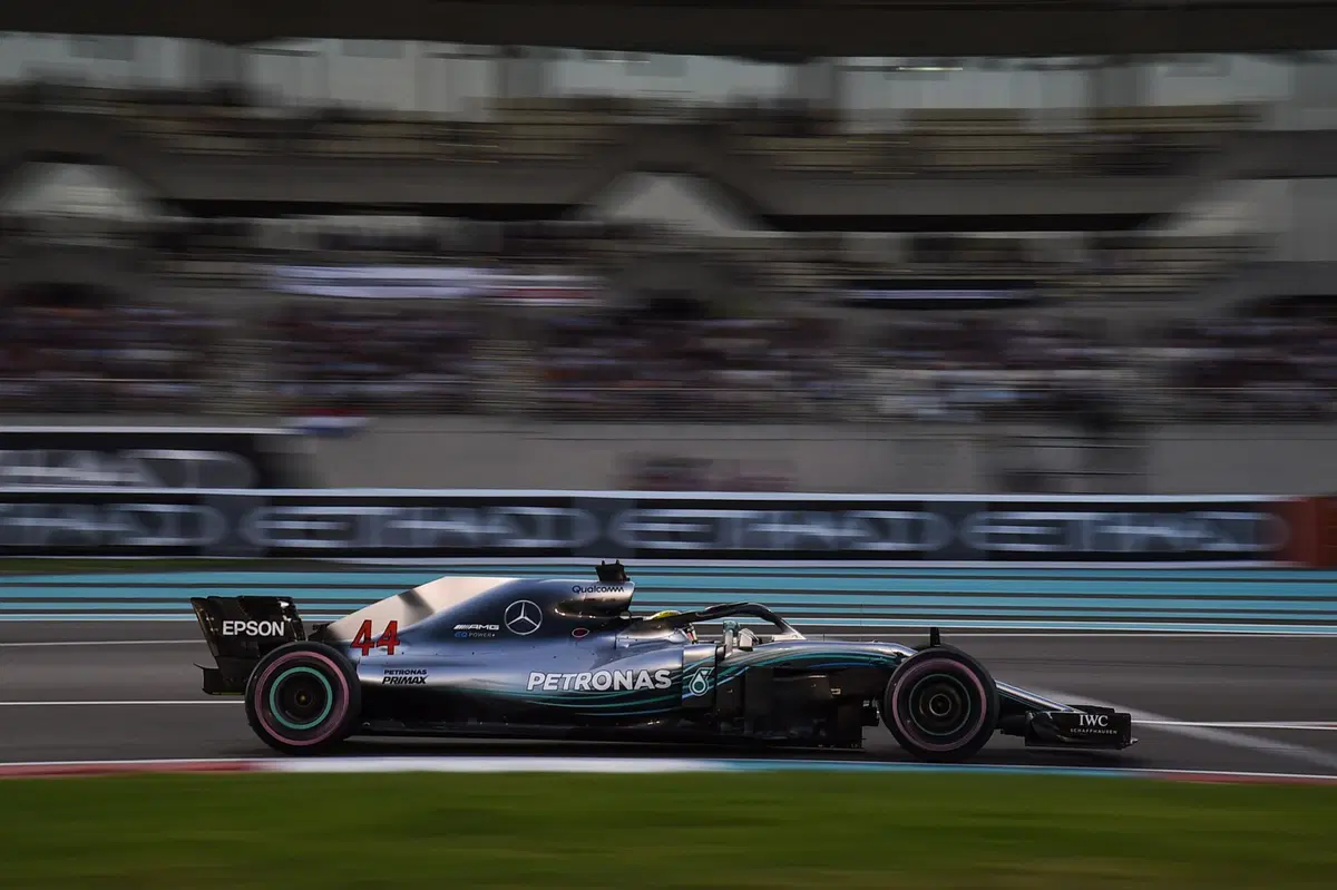 F1, GP Abu Dhabi 2018: pole per Hamilton. Terzo Vettel (19)