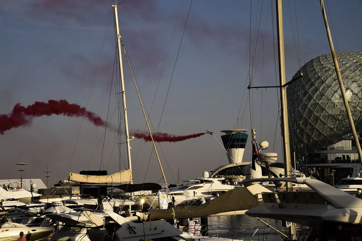 F1, GP Abu Dhabi 2018: pole per Hamilton. Terzo Vettel (27)