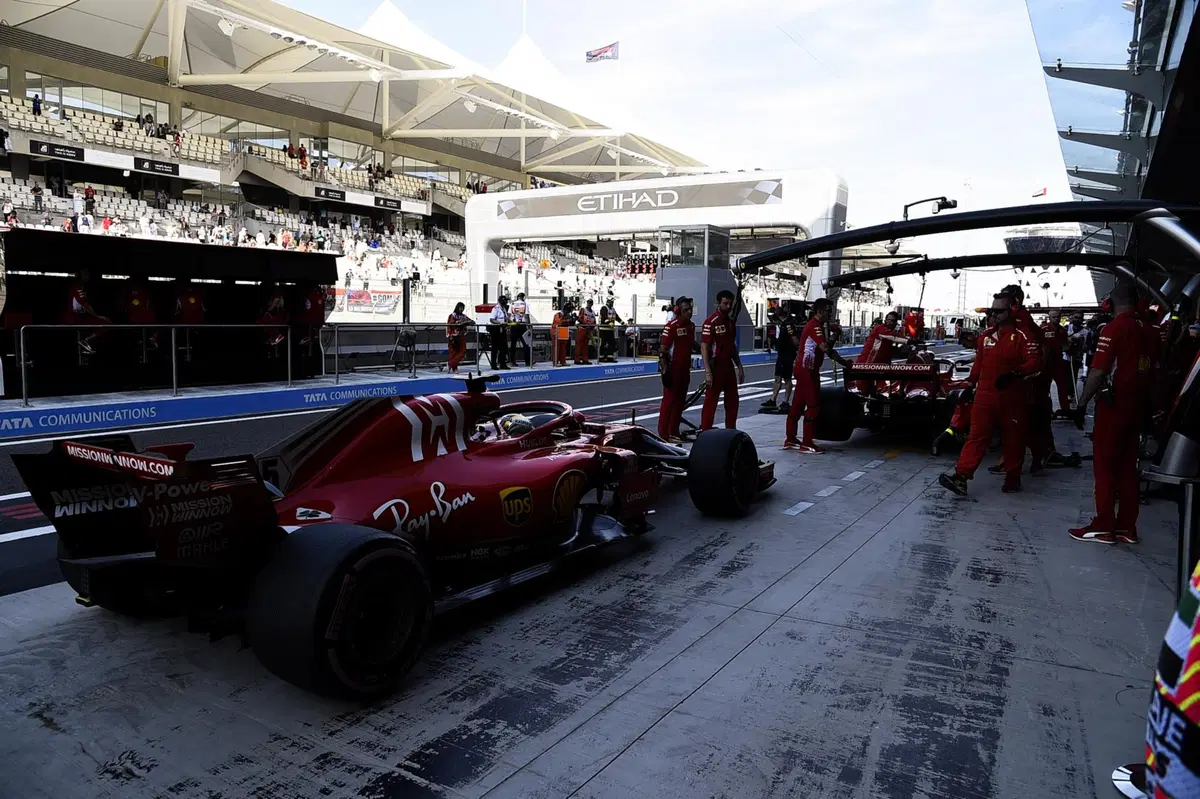 F1, GP Abu Dhabi 2018: pole per Hamilton. Terzo Vettel (30)