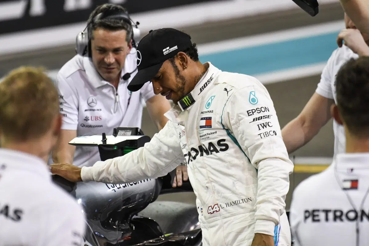 F1, GP Abu Dhabi 2018: pole per Hamilton. Terzo Vettel (45)