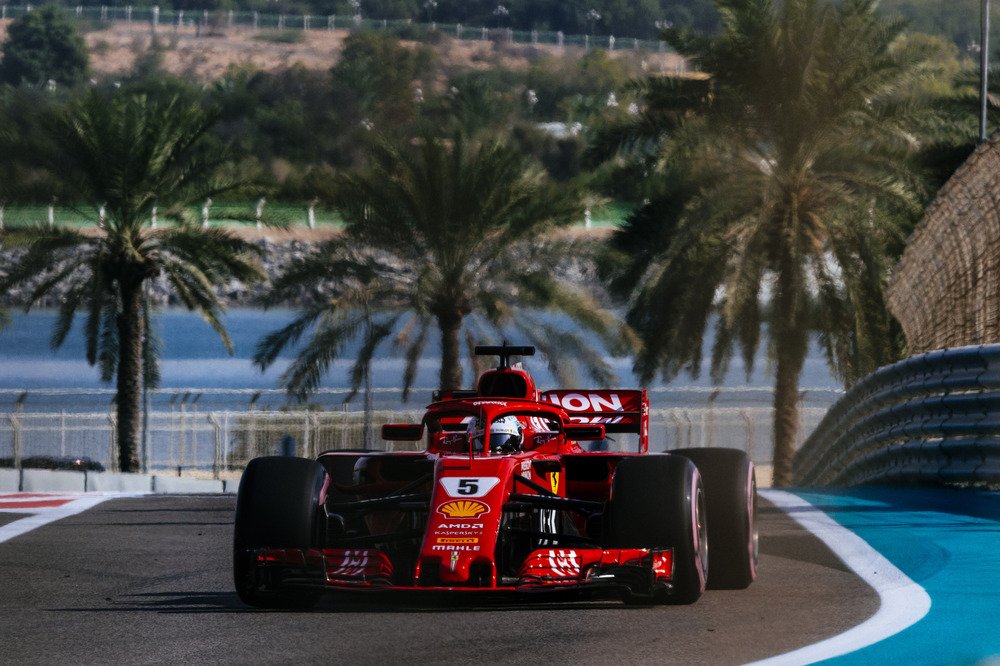 Sebastian Vettel conclude la stagione con un secondo posto ad Abu Dhabi